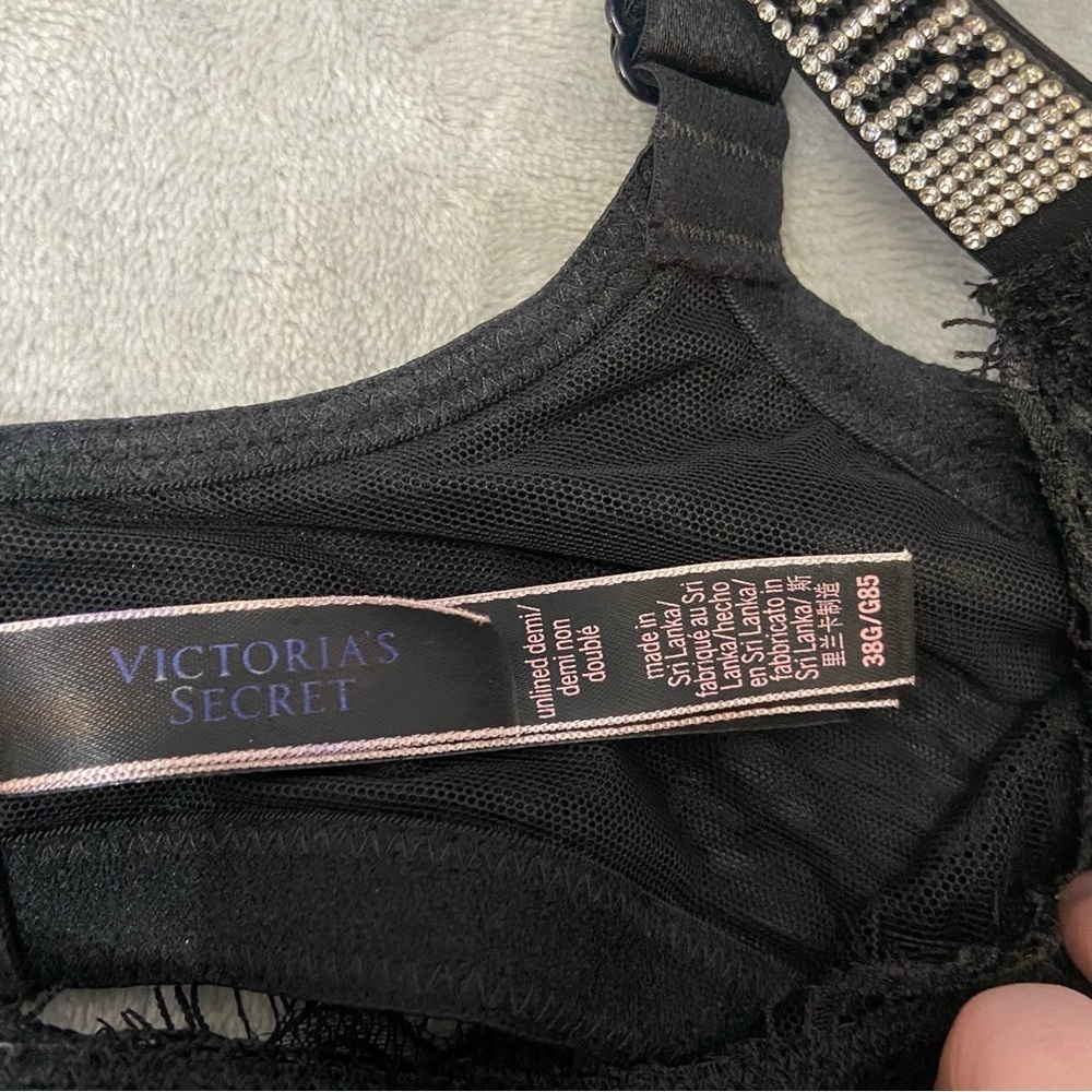 New! Victoria’s Secret Shine Strap Lace Demi Bra & Garter Belt Set 10375 - Picture 7 of 9